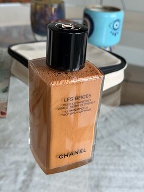 CHANEL Les Beiges Illuminating Oil - Shimmering Bronze